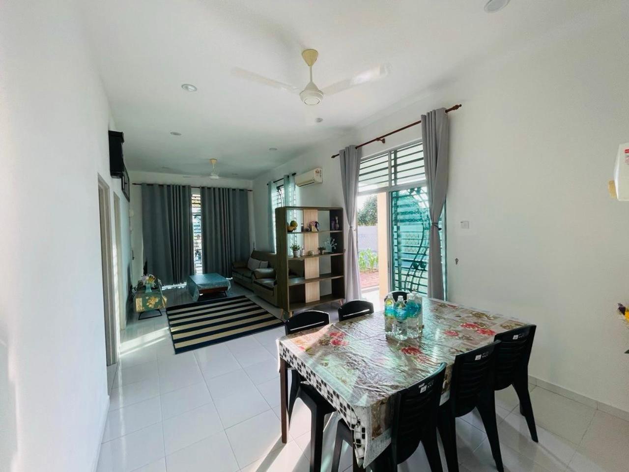 Holiday home Rb Merlimau